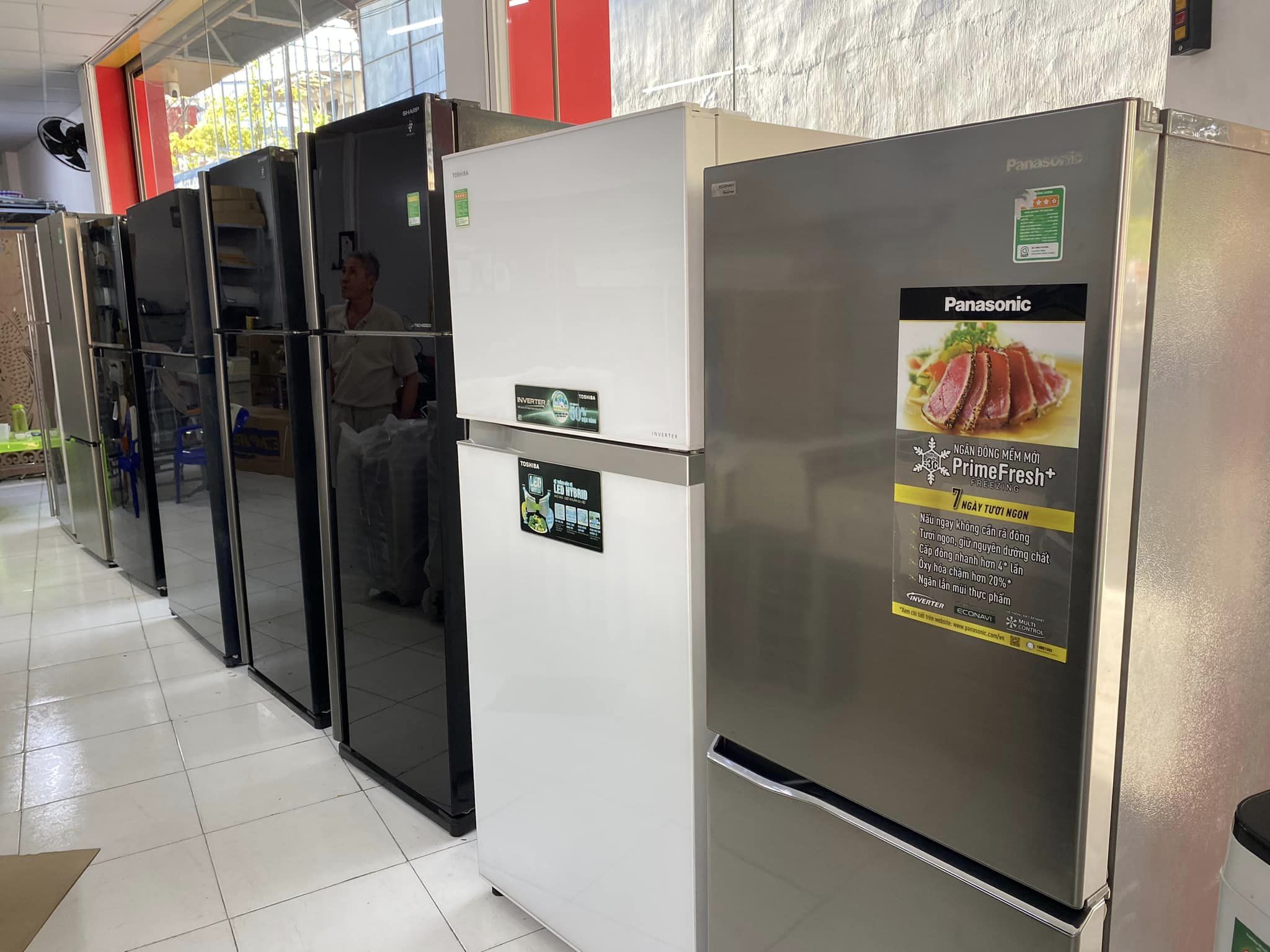 Chúng tôi chuyên mua bán thanh lý máy lạnh tủ lạnh đã qua sử dụng từ các thương hiệu hàng đầu